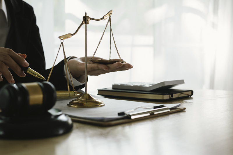 Právní a daňová podpora